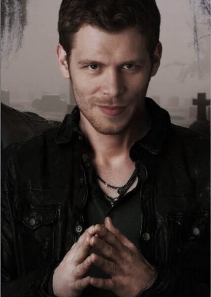 Joseph Morgan photo