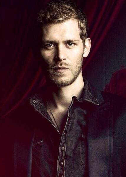 Joseph Morgan photo