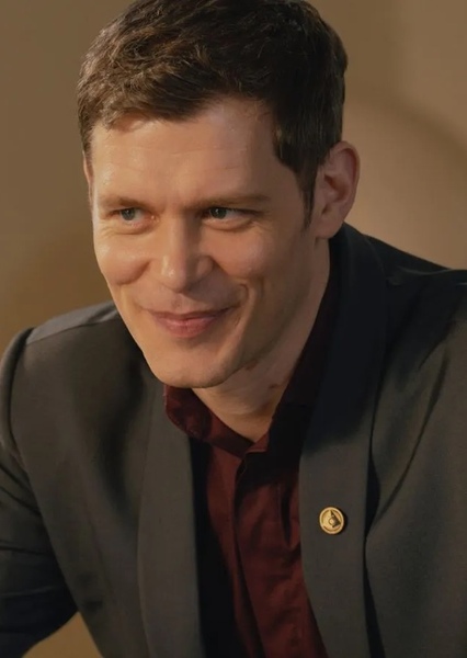 Joseph Morgan photo