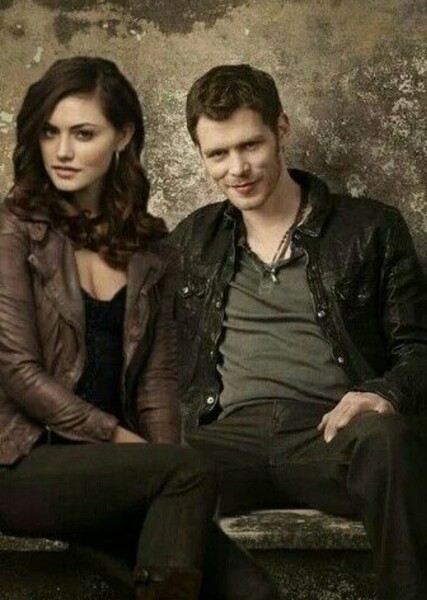 Joseph Morgan & Phoebe Tonkin