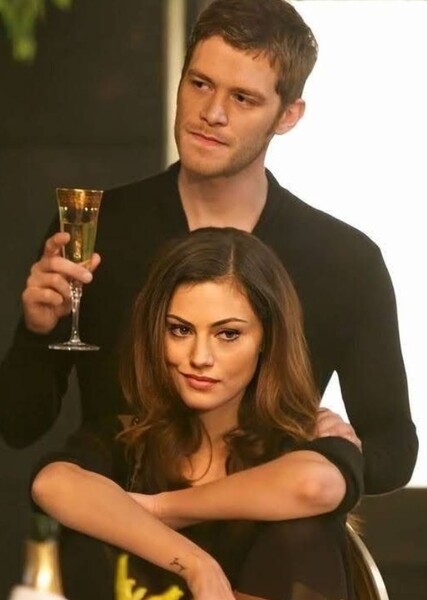 Joseph Morgan & Phoebe Tonkin photo