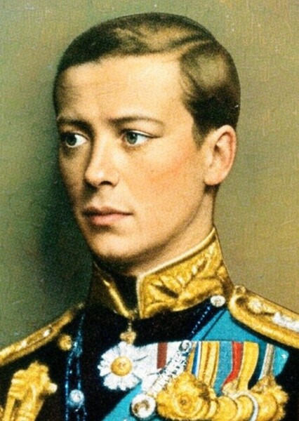 Joseph Quinn photo