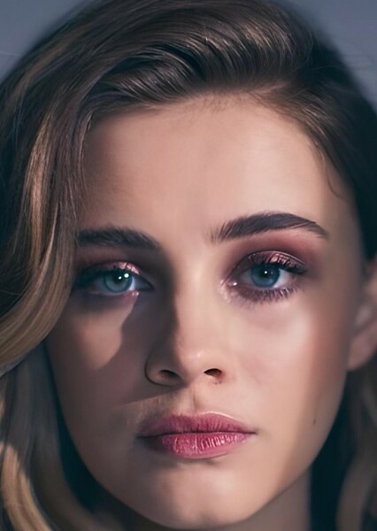 Josephine Langford photo