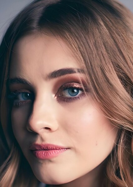 Josephine Langford photo