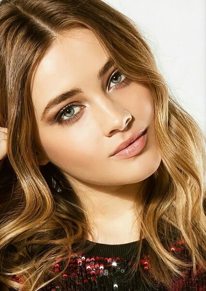 Josephine Langford photo