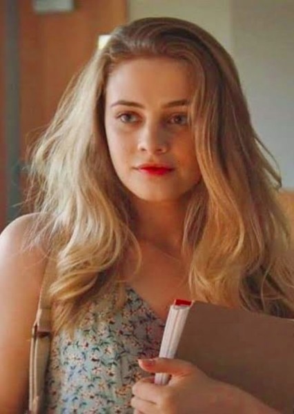 Josephine Langford photo