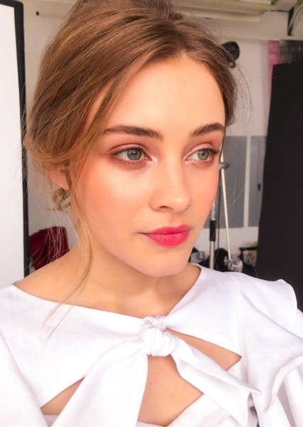 Josephine Langford photo