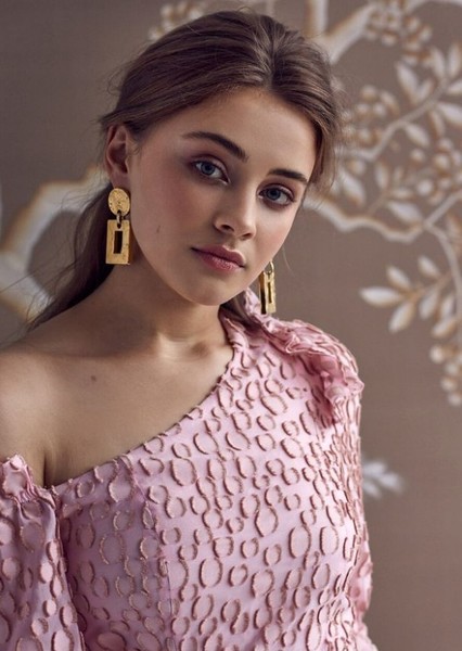 Josephine Langford photo