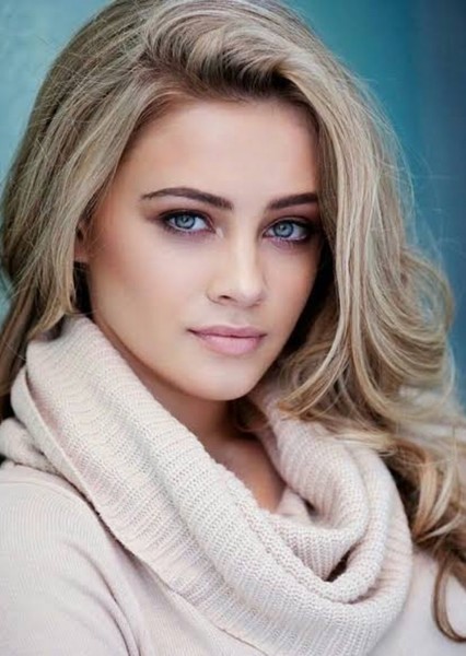 Josephine Langford photo