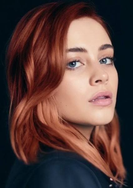 Josephine Langford photo