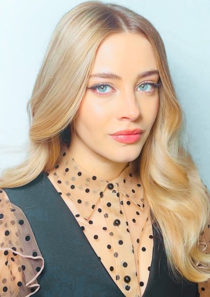 Josephine Langford photo