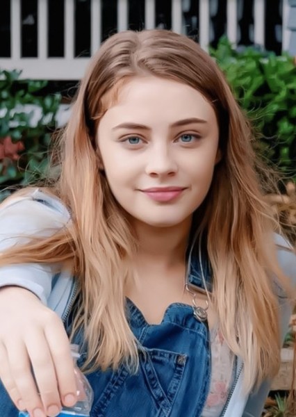 Josephine Langford photo
