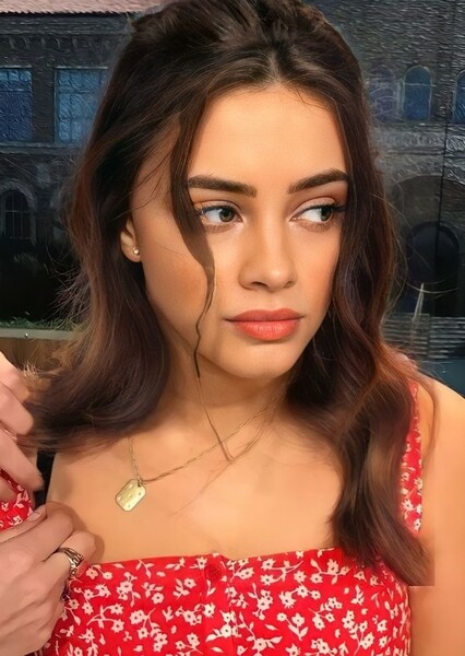 Josephine Langford photo