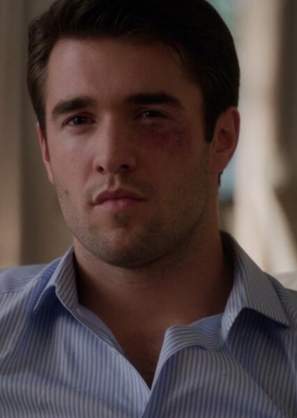 Josh Bowman photo