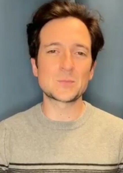 Josh Brener photo