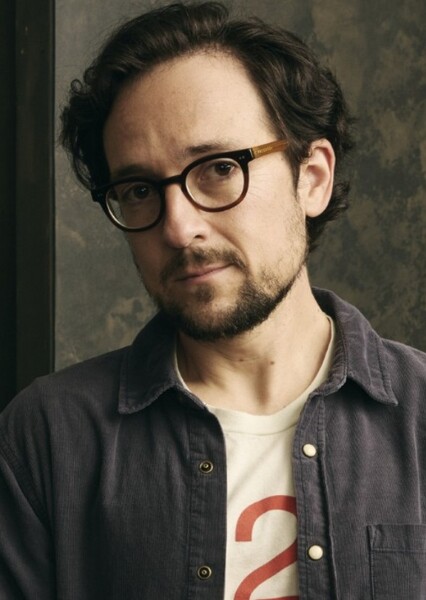 Josh Brener photo