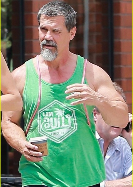 Josh Brolin photo