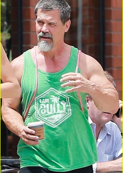 Josh Brolin photo