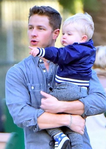 Josh Dallas photo