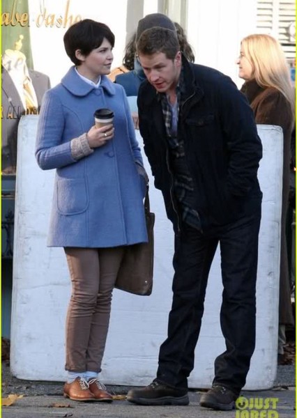 Josh Dallas photo