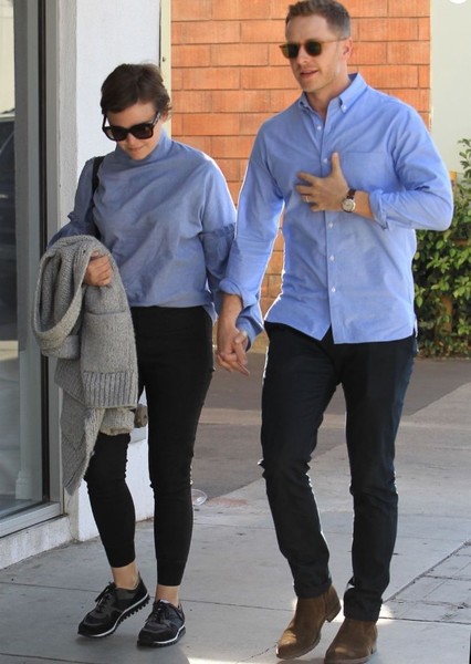 Josh Dallas photo
