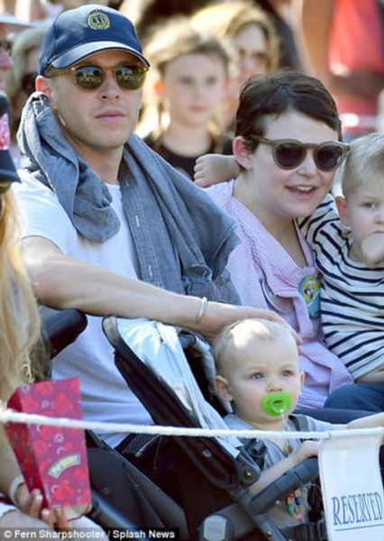Josh Dallas photo