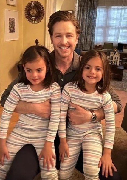 Josh Dallas photo