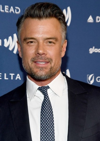 Josh Duhamel photo