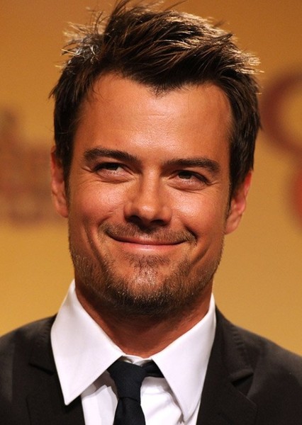Josh Duhamel photo