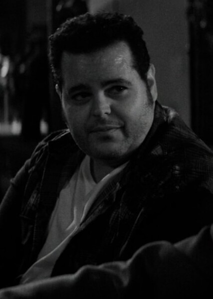 Josh Gad photo