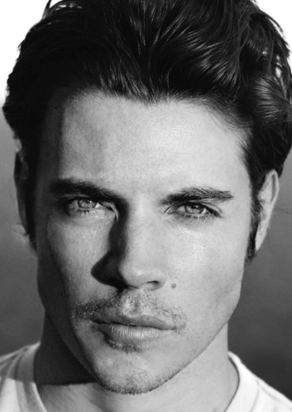 Josh Henderson photo