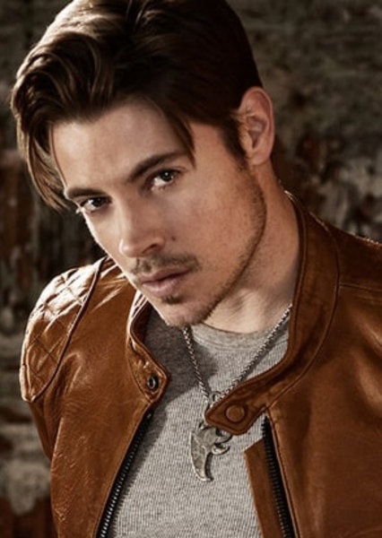 Josh Henderson photo