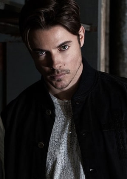 Josh Henderson photo