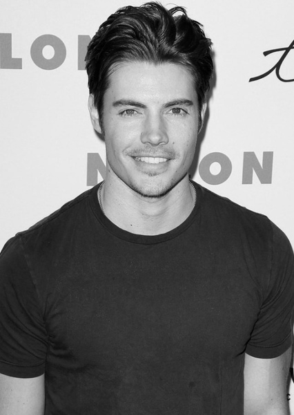 Josh Henderson photo