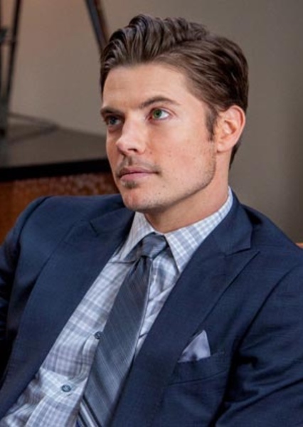Josh Henderson photo