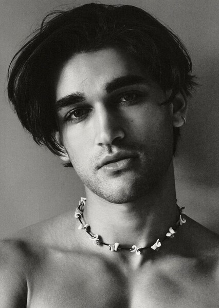 Josh Heuston photo