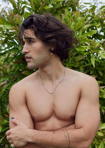 Josh Heuston photo