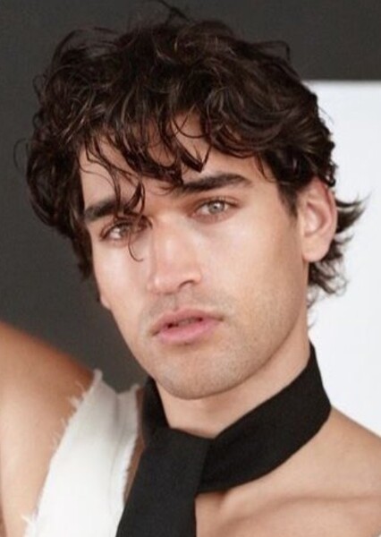 Josh Heuston photo