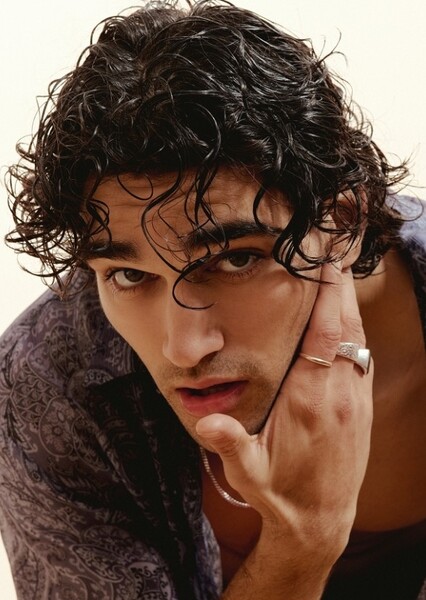 Josh Heuston photo
