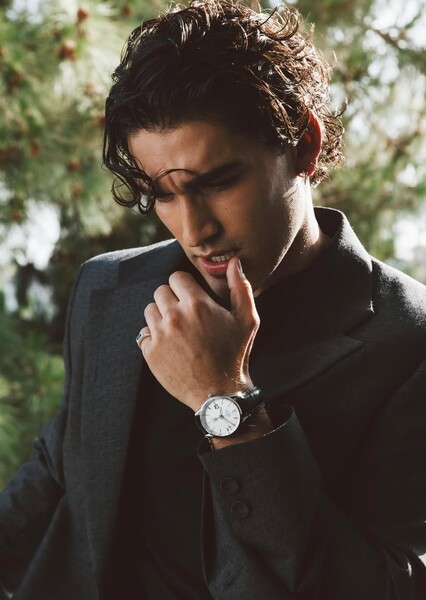 Josh Heuston photo
