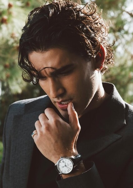Josh Heuston photo