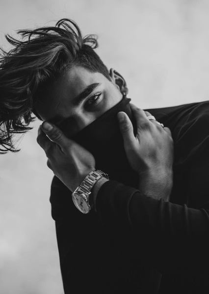 Josh Heuston photo