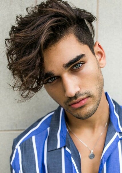 Josh Heuston photo
