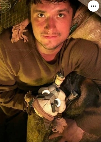 Josh Hutcherson photo