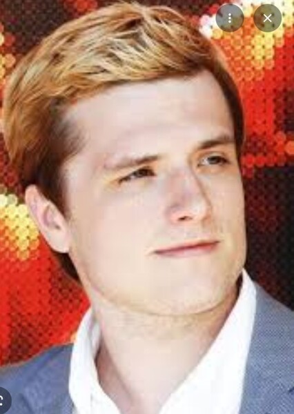 Josh Hutcherson photo