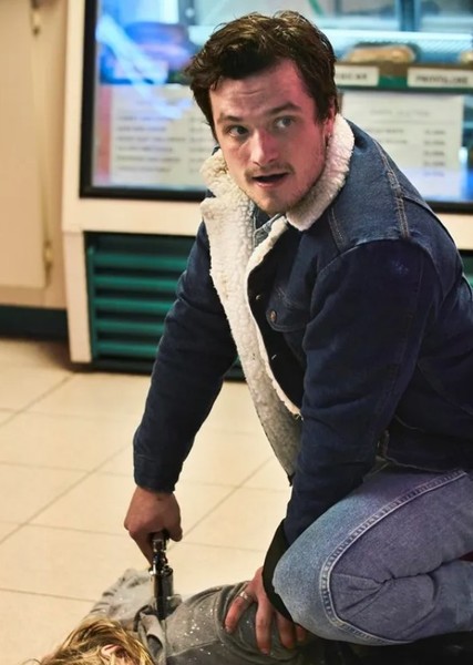 Josh Hutcherson photo