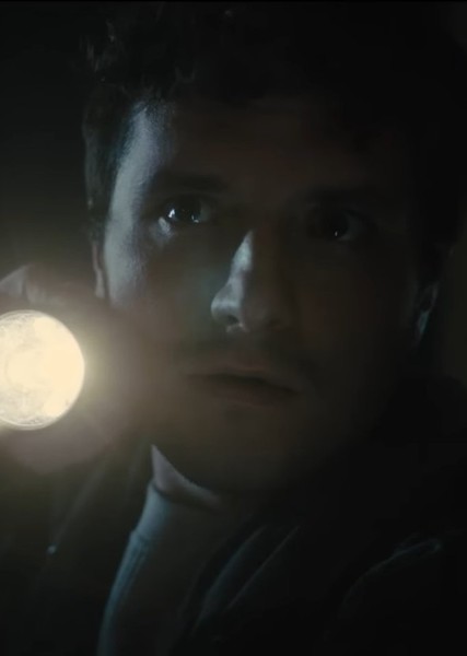 Josh Hutcherson photo