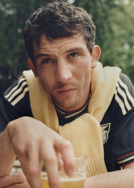 Josh O'Connor photo