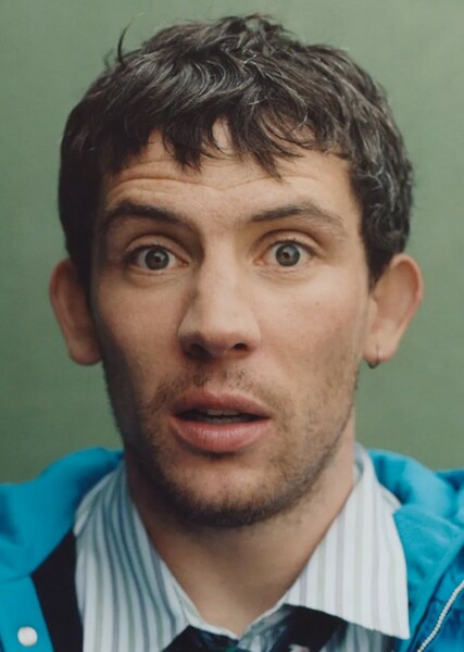 Josh O'Connor photo