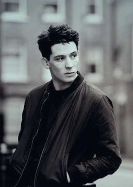 Josh O'Connor photo